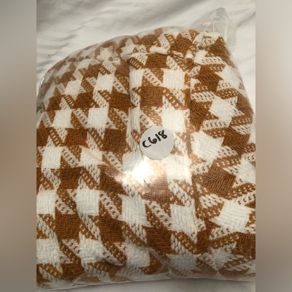 HERSY Gold White Bomber Style Jacket Full Zip Style HJ0019A Size Small - Picture 15 of 16